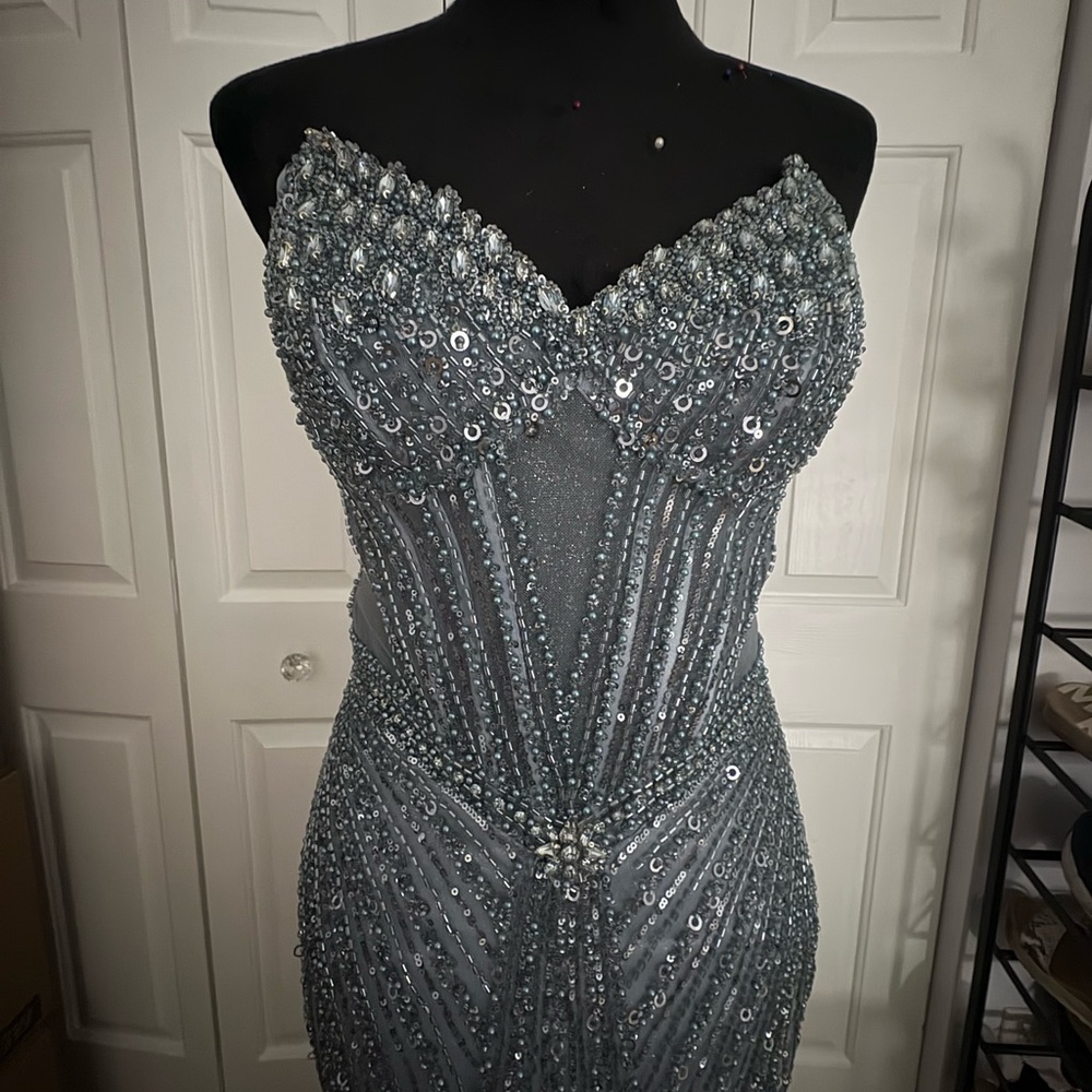 Elegant Gray Sequin Dress